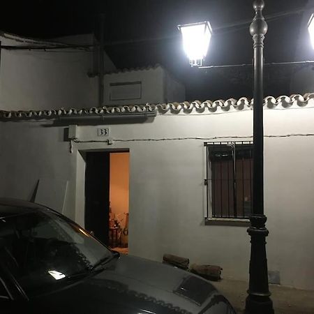 Agradable Casa Rural Con Suelos De Madera Santa Olalla del Cala Exterior photo